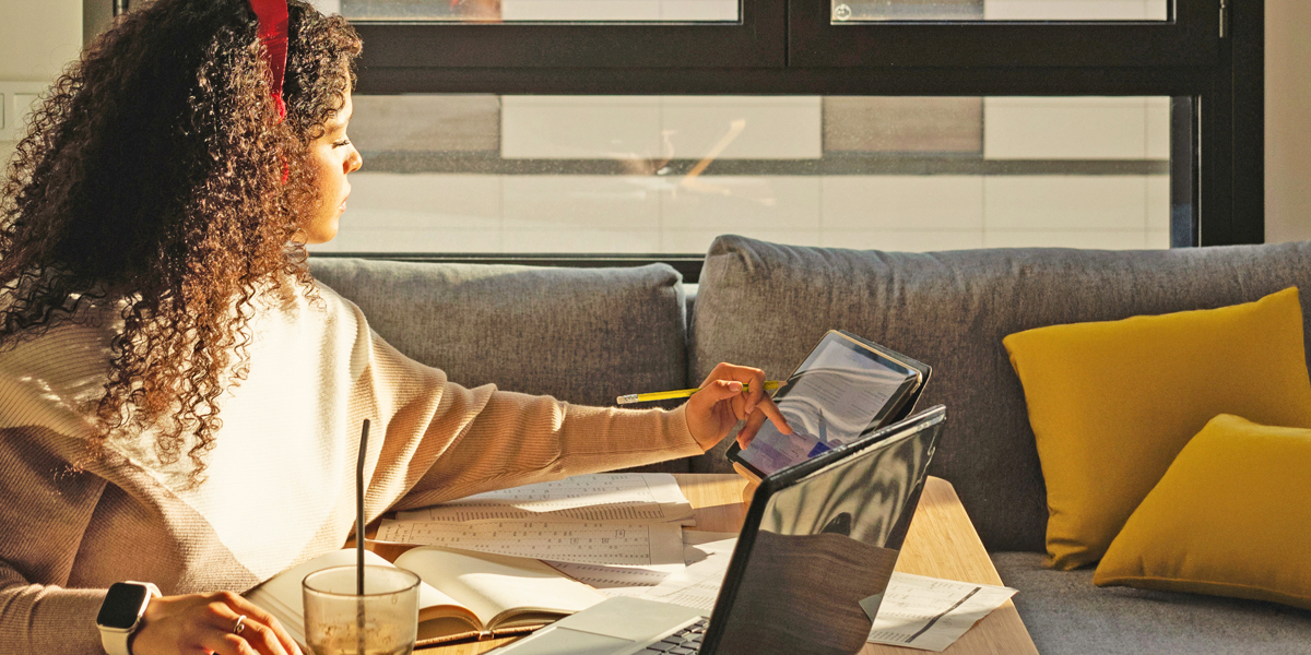 Using Mutual Funds and ETFs to Achieve Diversification